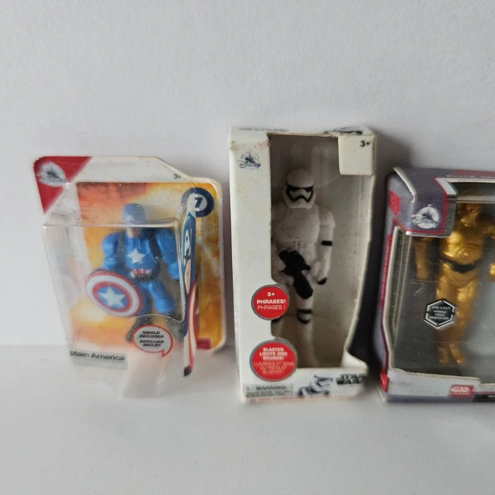 Star Wars Mini Brands Disney Zuru LOT OF 8 Figures C-3P0 Thor Black Panther Leia